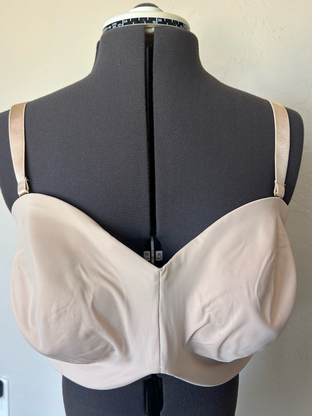 DELIMIRA Strapless Underwired Bra Beige Solid 42DD Adjustable Strap Hook (1983)